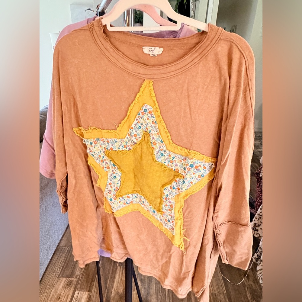 Easel Brown Star Patch Jersey Top